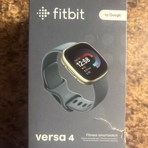 Fitbit Versa 4 Fitness Smartwatch - Blue